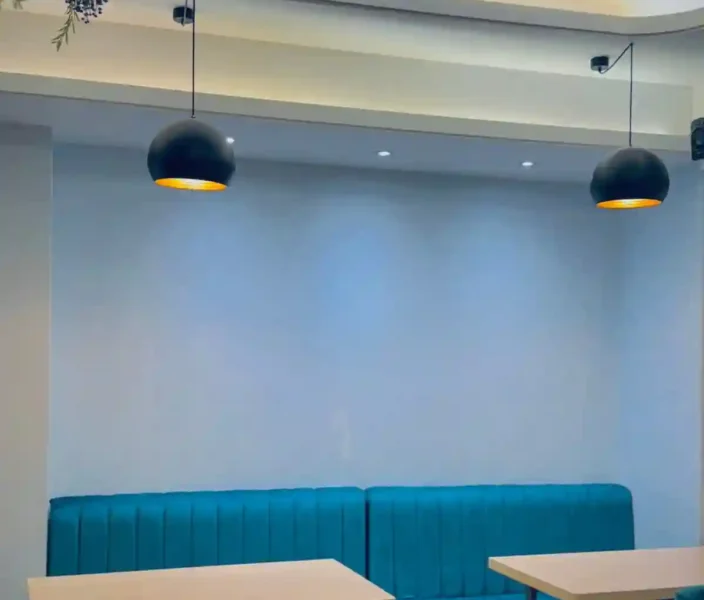 hello junior table reservation